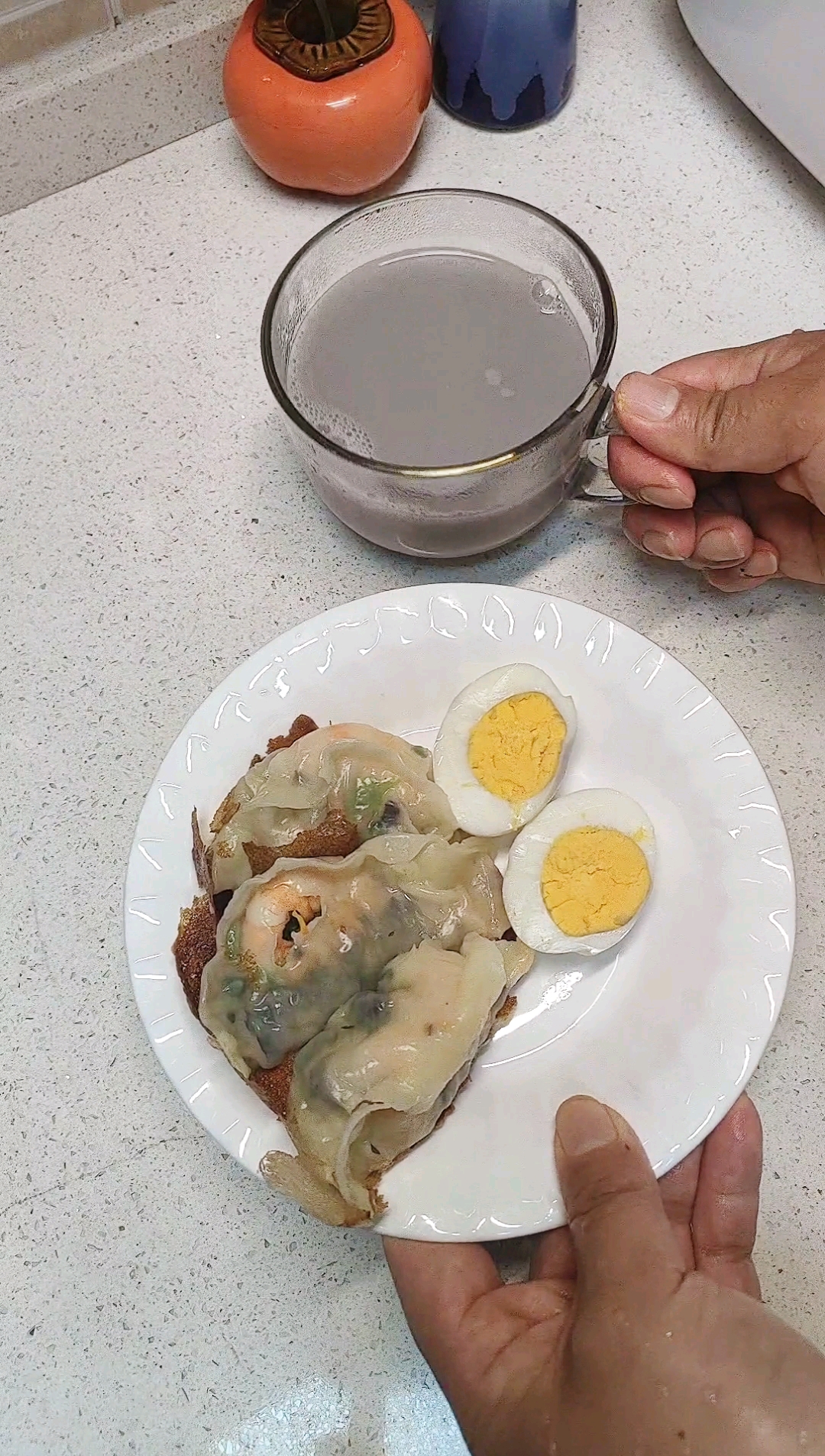 减肥的第81天～打卡减脂早餐,蔬菜虾仁煎饺+无糖黑豆浆浆