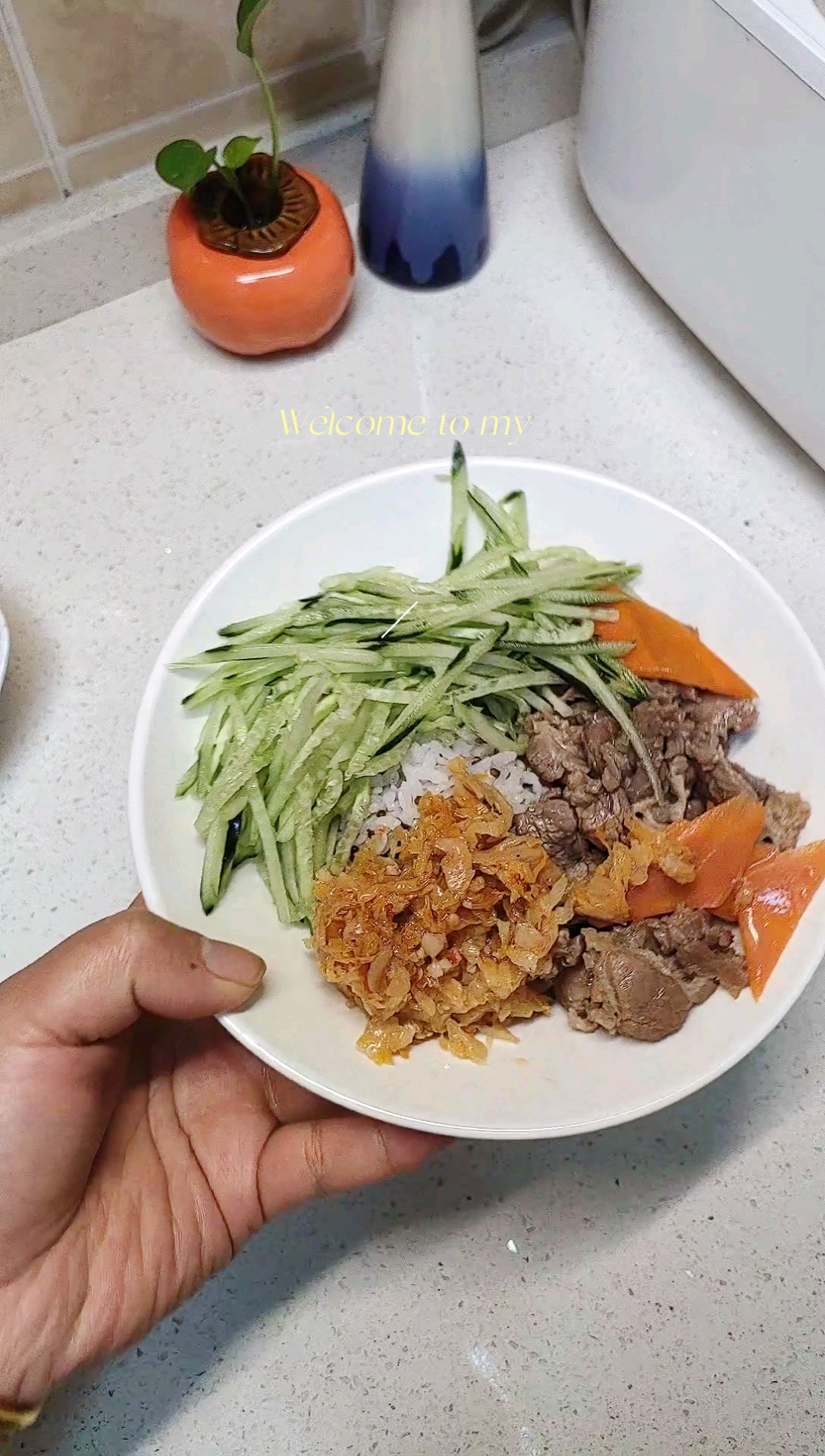 减肥的第80天～打卡减脂午餐,低卡版烤酸菜牛肉拌饭