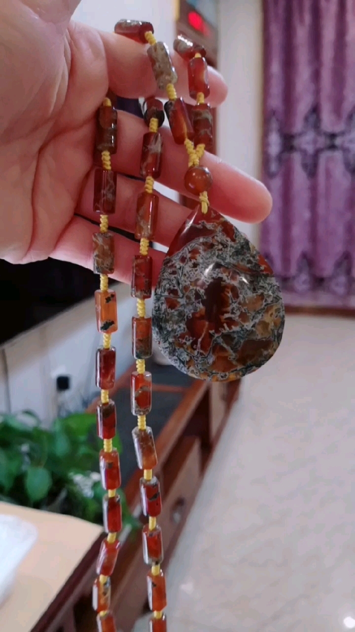 老料红油水草玛瑙水滴大吊坠