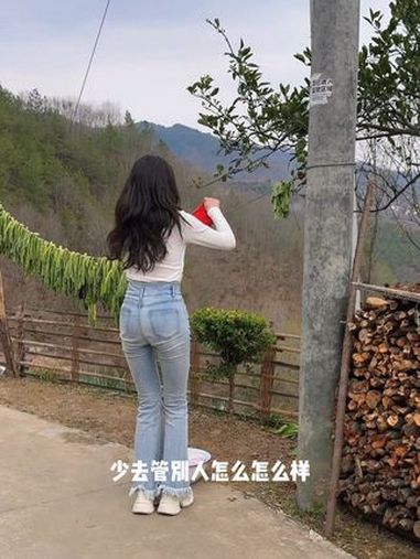焦虑个锤子呢,乡村里藏着最惬意的生活,千万不要太焦虑,没病没灾,家人平安就很幸福了,生活就
