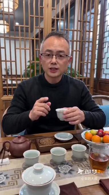 你属于哪一类人#即梦AI #AI分身戏精大赛 #我的AI分身杀疯了