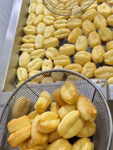 有台机器想做什么样子的油条,就太简单了 油条做法 智能餐饮 全自动油条机 面食设备