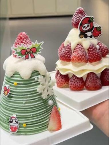#圣诞树 #蛋糕 #圣诞节的仪式感 #爱达乐蛋糕 #谁懂这一口的好吃程度