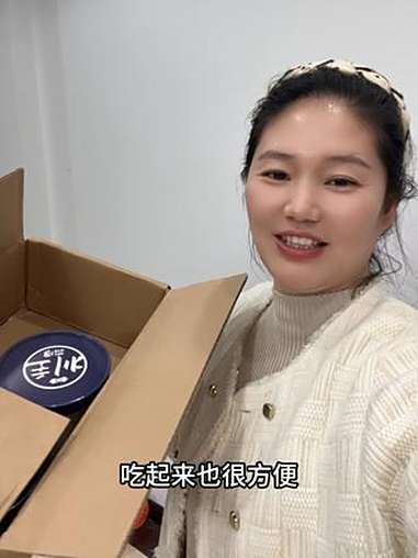 吃完晚饭才3小时俩孩子就喊饿,还好有这个兰州拉面,味道蛮正宗孩子们也很爱吃,有点小饿就来一