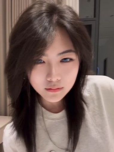 给你带来的只有感觉 狼尾鲻鱼头 女高 天蝎座