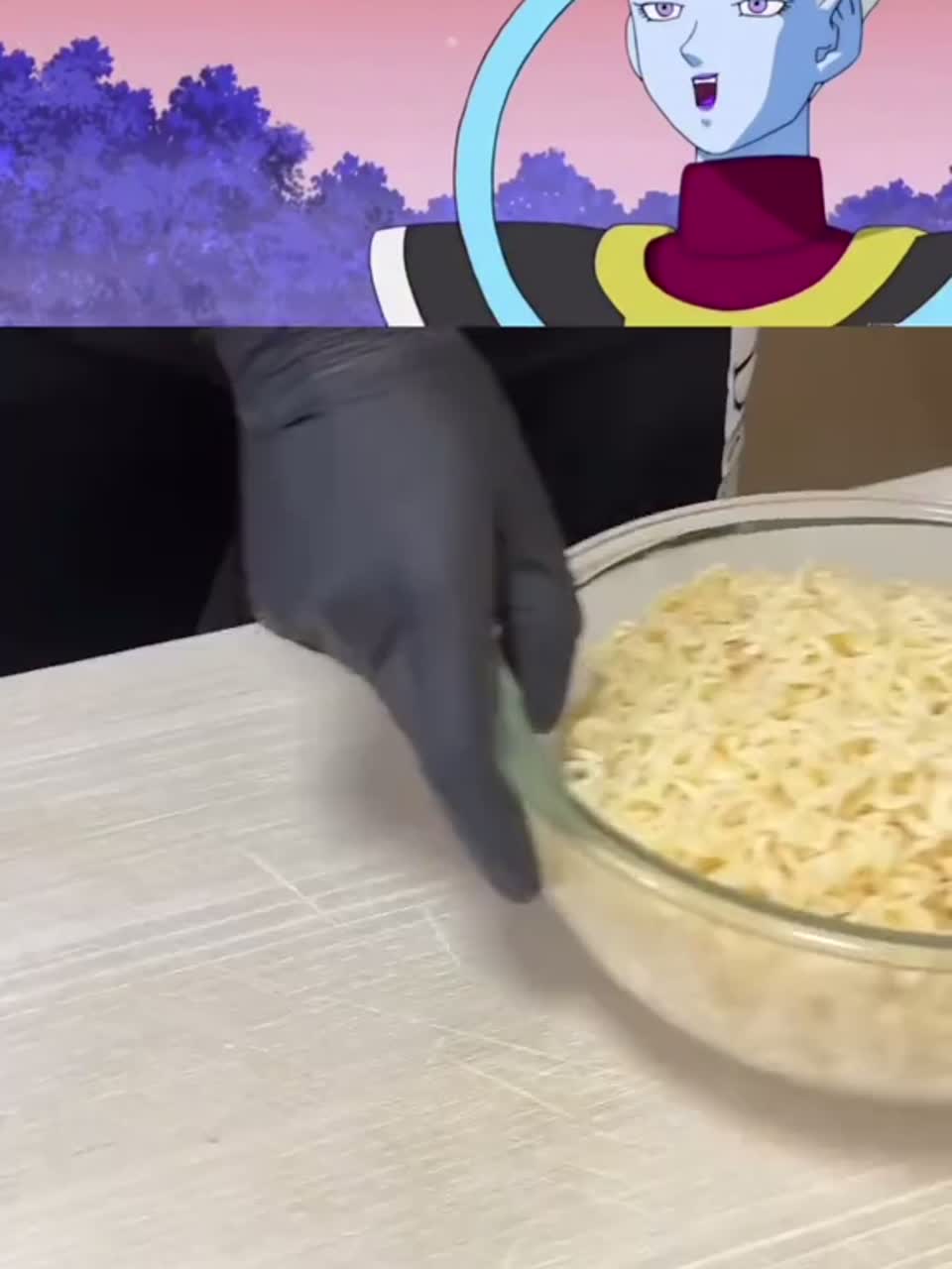制作还原《龙珠超》里的超大桶方便面