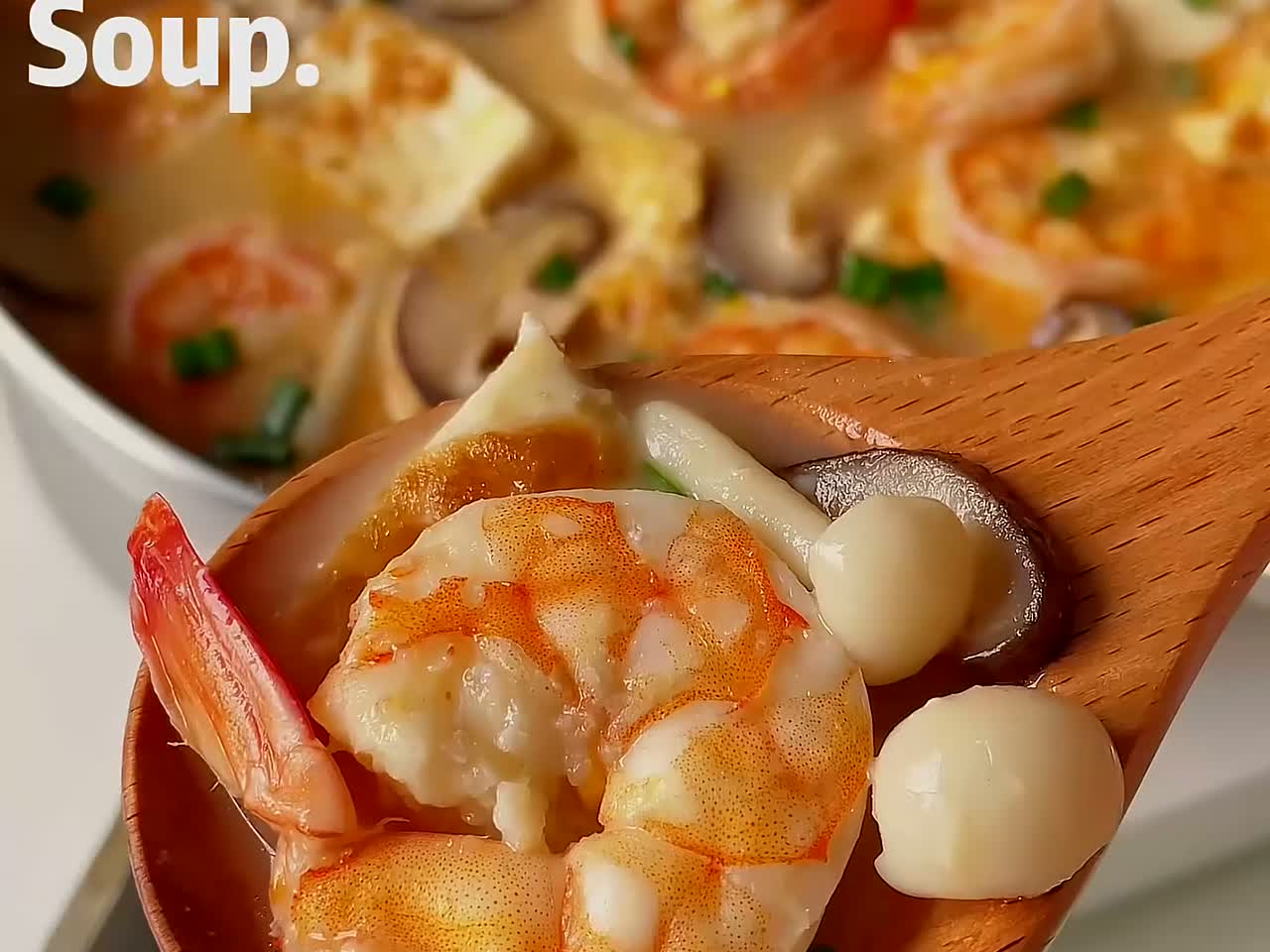 1. 秋冬必喝三鲜菌菇汤一口鲜掉眉毛