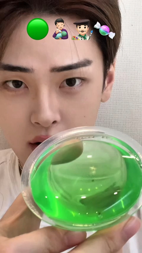 跟这表情包吃糖果