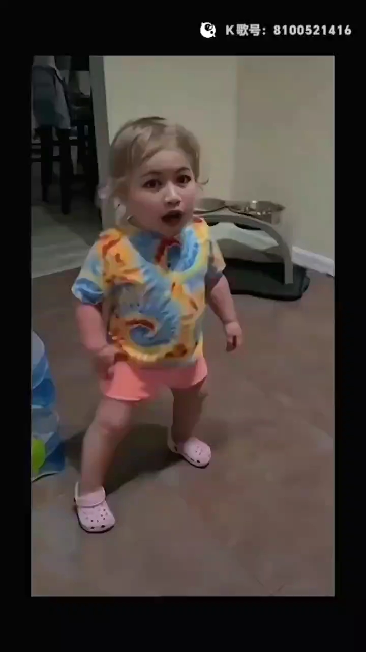 朋友们看看我小时候乖不乖哦?