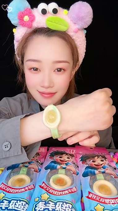 吃手表糖 糖果 手表 水果味 好吃又好玩的糖果 吃糖果视频大全儿童