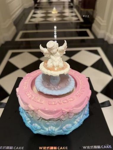 许愿池蛋糕,我终于买到了!w法式蛋糕 仙女蛋糕 网红蛋糕 中秋美食吃什么 漫画里走出来的蛋