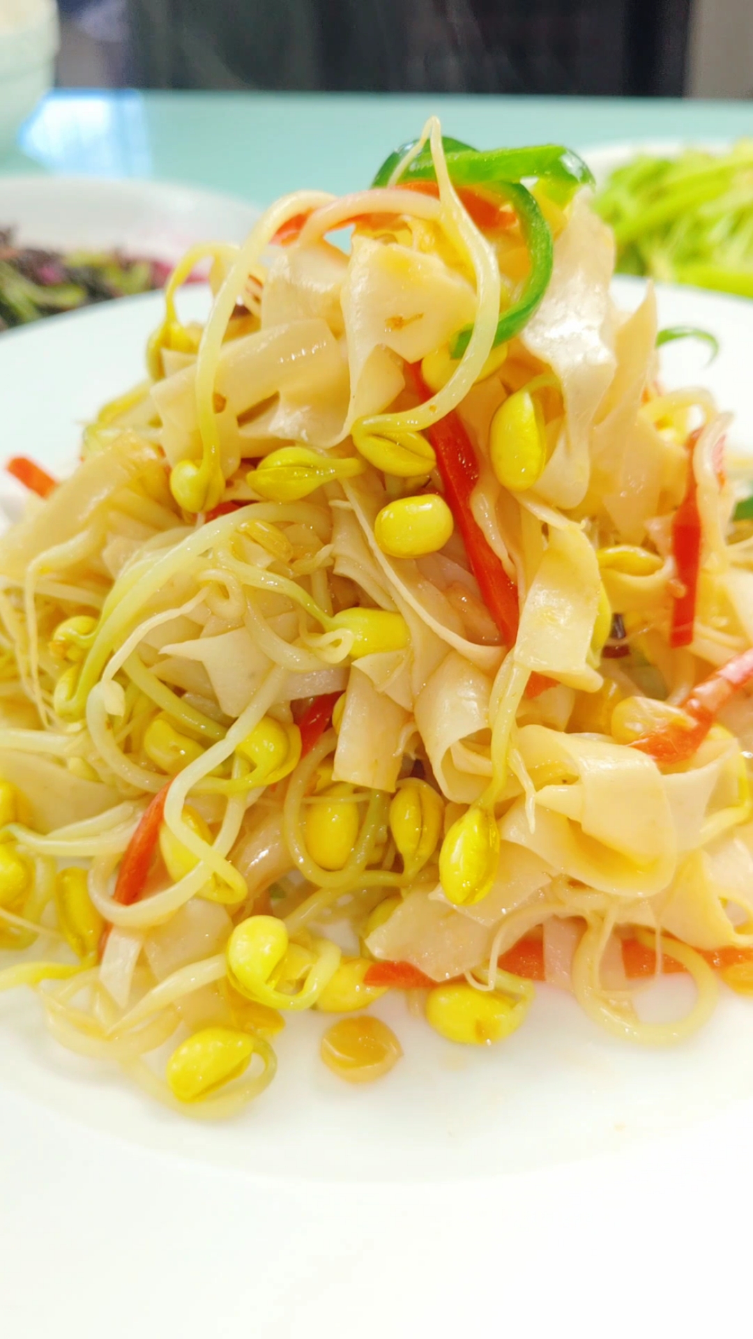什么样的豆芽好,怎样炒好吃,这个视频告诉你