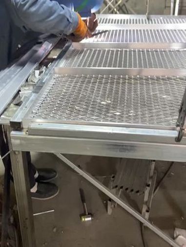 厦门拉网铝单板 吊顶设计 金属网吊顶 吊顶材料 超市吊顶好选择