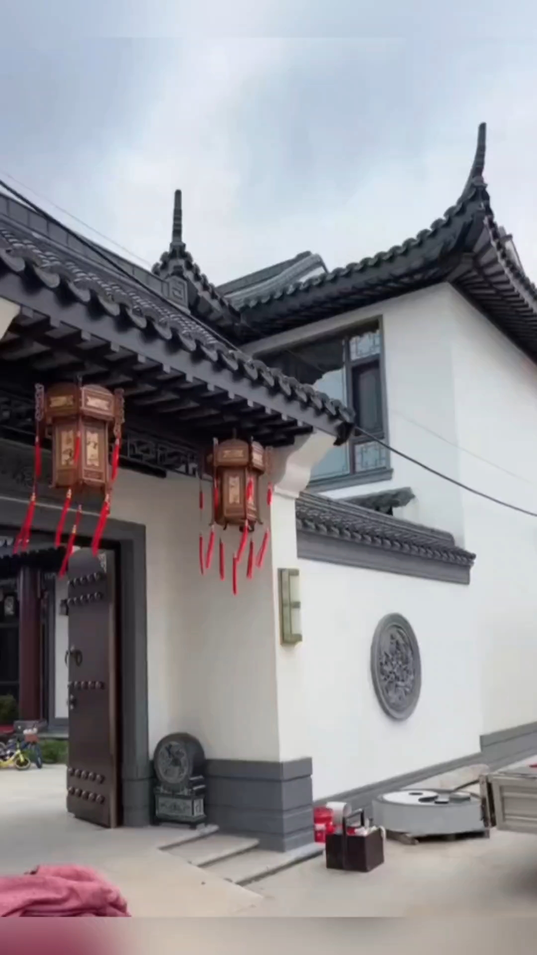 #别墅#徽派新中式合院太惊艳!砖雕影壁配飞檐,中式庭院装修的顶级审美#优质视频激励计划#