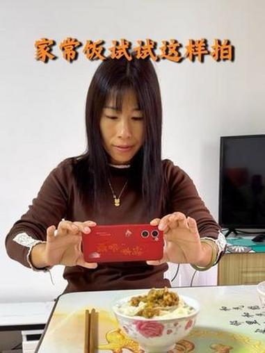家常饭试试这样拍 生日老妈给准备的面条,鸡蛋,豆浆,饭菜简单,但幸福感!自己生日快乐!#家