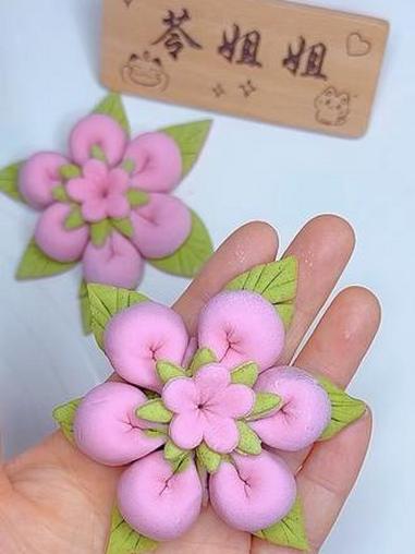 梅花馒头教程来喽#花样面食 #美食 #这手艺如今很少见了快失传了 #没事嚯嚯面 #美食教程