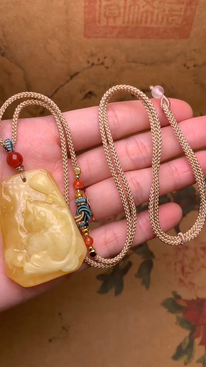 天然蜜蜡莲年有鱼牌子