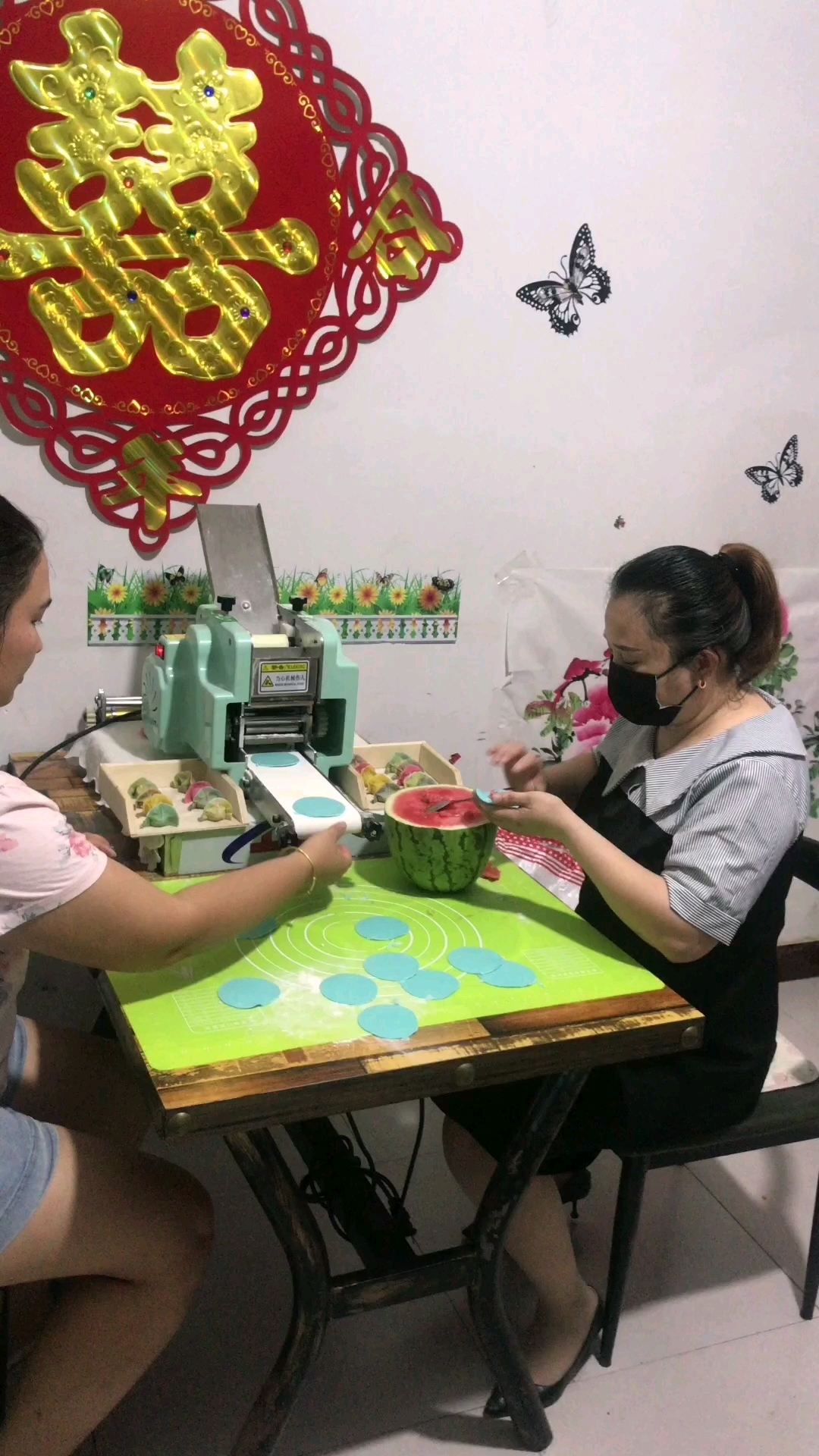 仿手工多功能饺子皮机