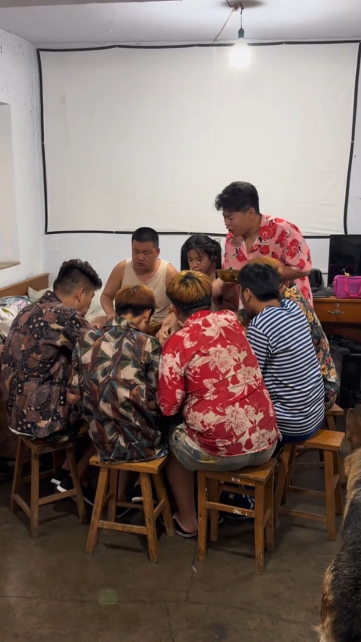 芹菜牛肉馅饺子你就吃吧