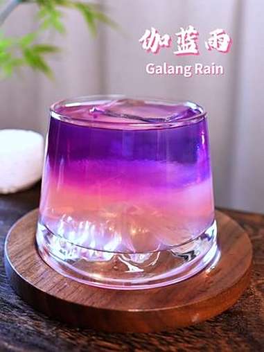 雨纷纷,旧故里草木深。我听闻,你始终一个人。伽蓝寺听雨声盼,永恒。调酒日记 调酒 酒蒙子的