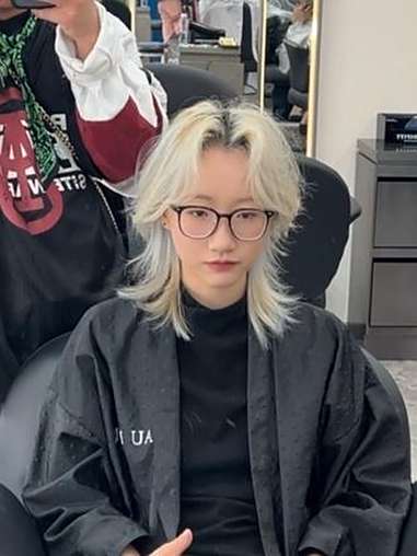 不一定斩男但是一定斩女的狼尾鲻鱼头短发 狼尾 狼尾发 狼尾鲻鱼头 狼尾发型 狼尾女孩