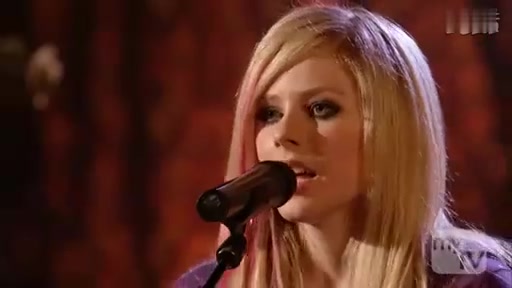 [图]「Avril_Lavigne艾薇儿」超震撼最新高清mv「Innocence」
