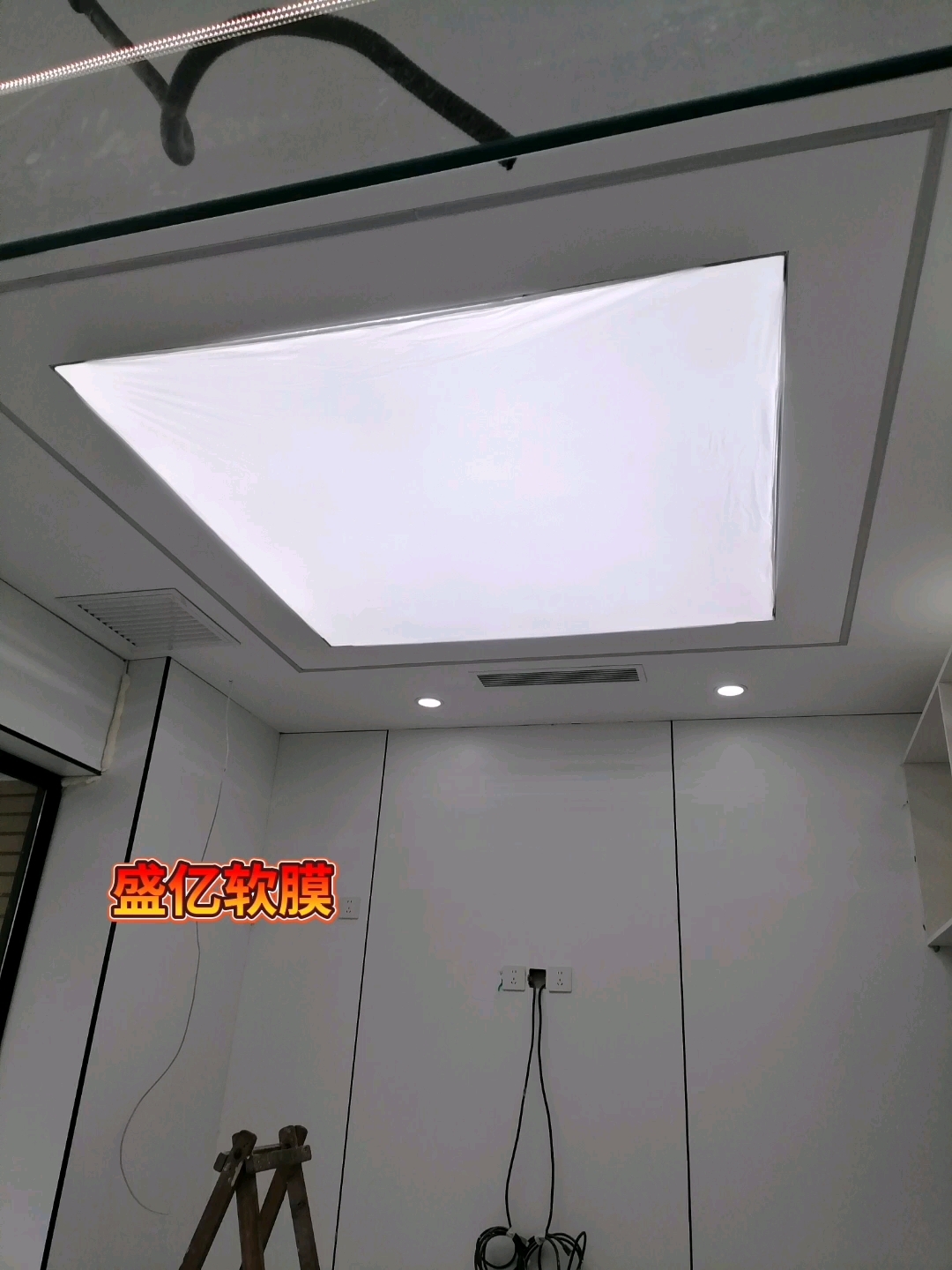 软膜灯箱