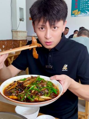 兄弟伙晚上吃点核桃肉哇。同城好店推荐 本地美食 美食探店