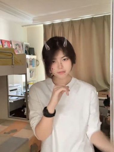 再来一遍 女高中生 鲻鱼头