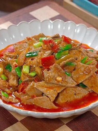 一锅成菜的泡椒猪肝,一点都不腥,又香又嫩又入味,真的是好吃又下饭 泡椒猪肝 下饭菜 妈呀太