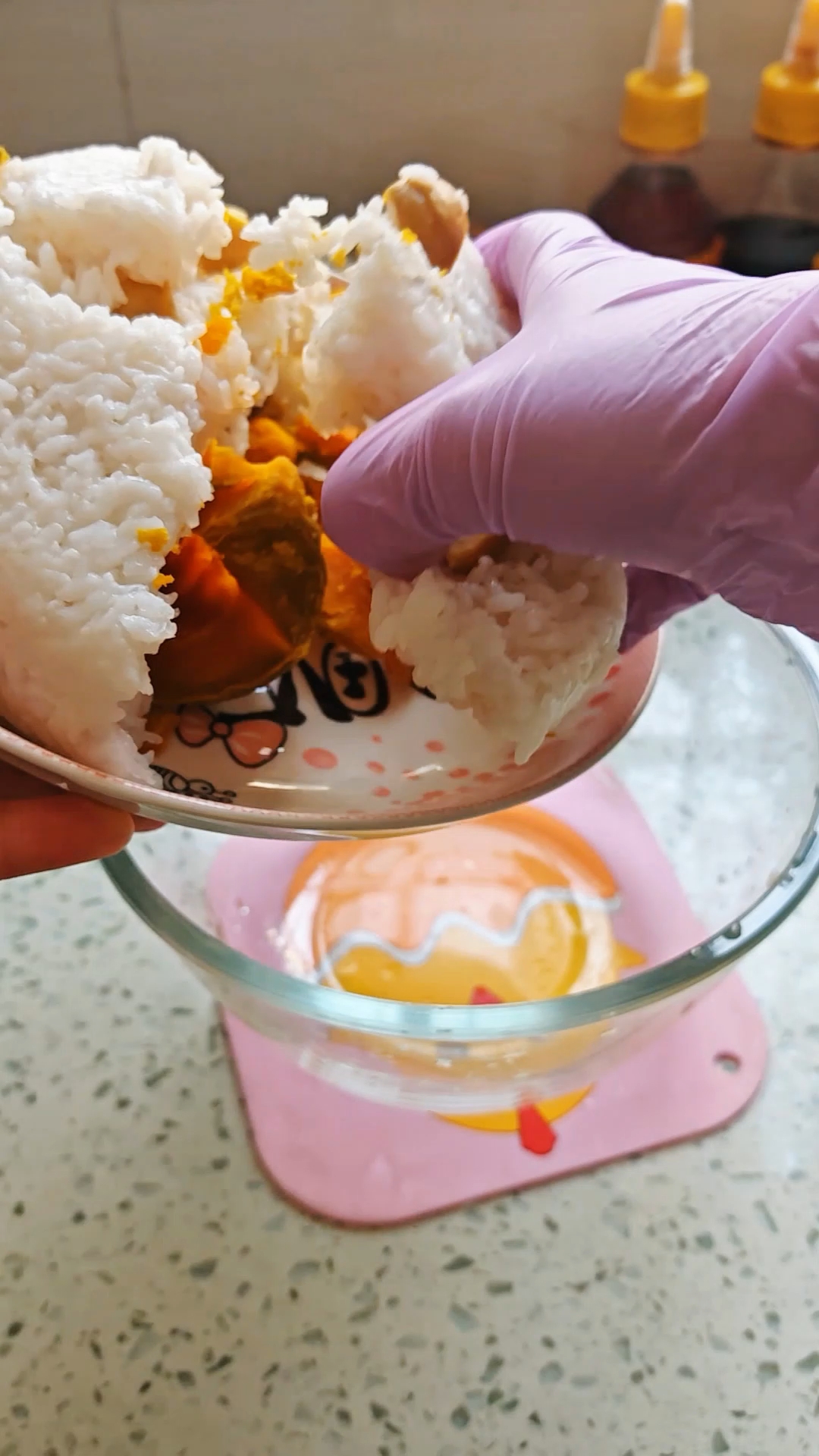 一个人的午餐蛋炒饭,西红柿炒鸡蛋鸡蛋