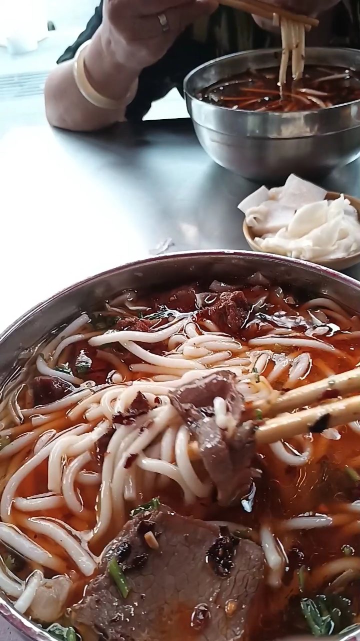 贵阳花溪牛肉粉