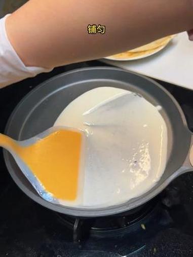 不用揉面，不用擀面，简单又好吃的韭菜盒子做法来了。#跟着抖音做美食 #面食教程 #馅饼 #