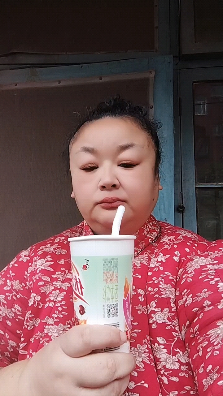 冬天的第一杯奶茶