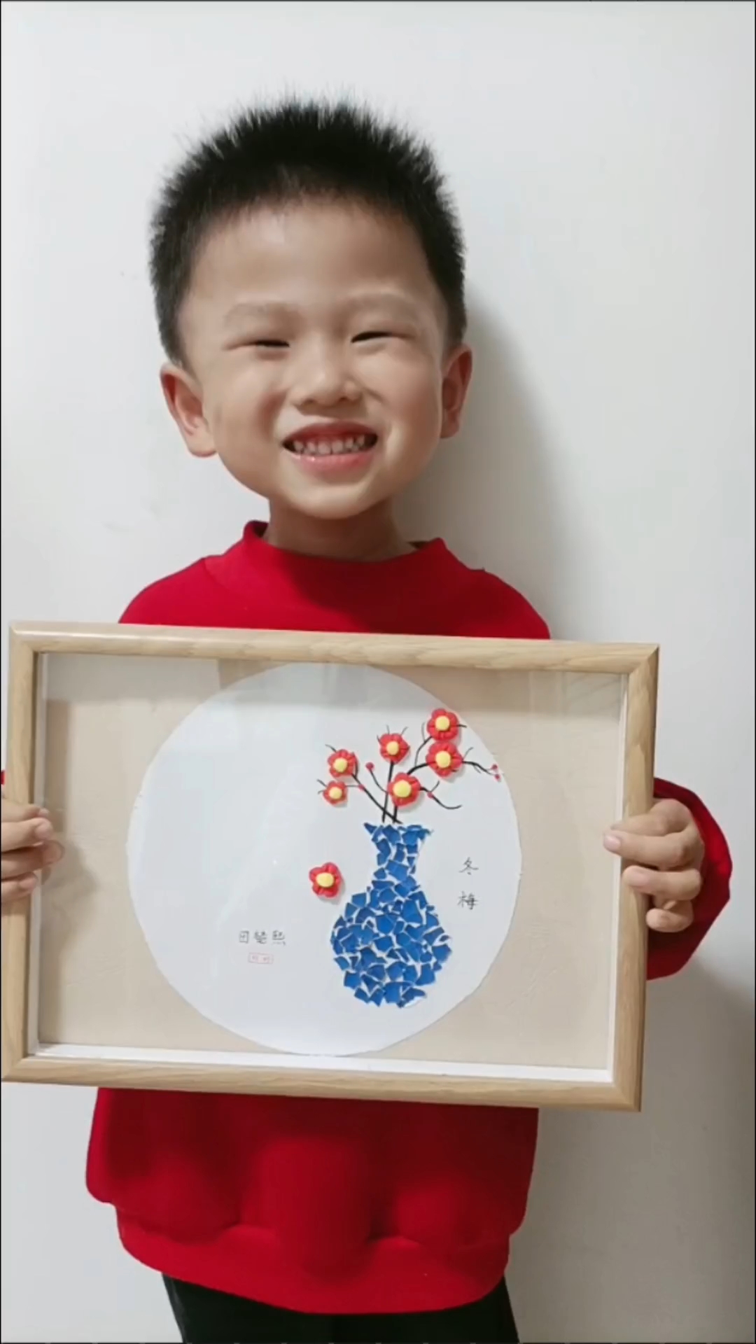 鸡蛋壳别再丢,3岁都会做的青花瓷花瓶梅花画,看完你会举手尖叫