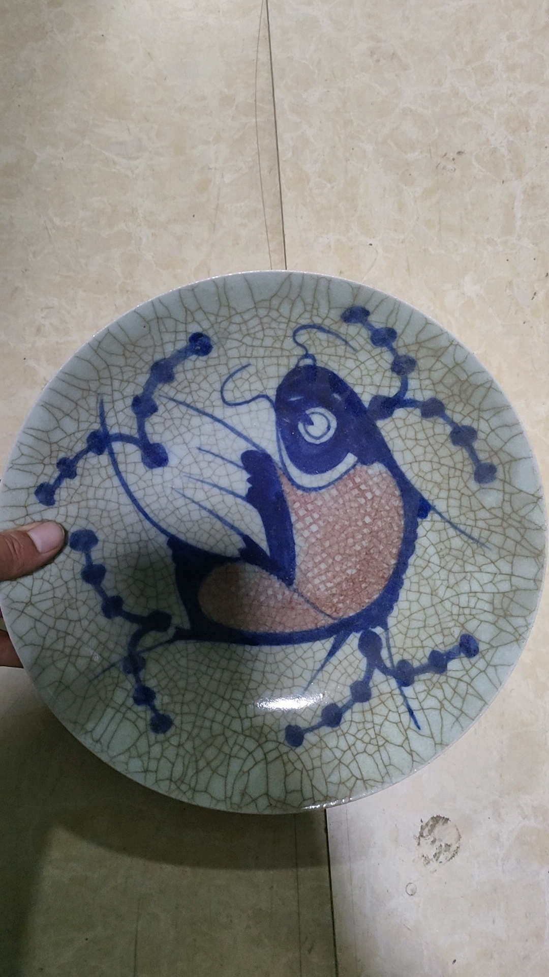青花釉里红的鱼盘子