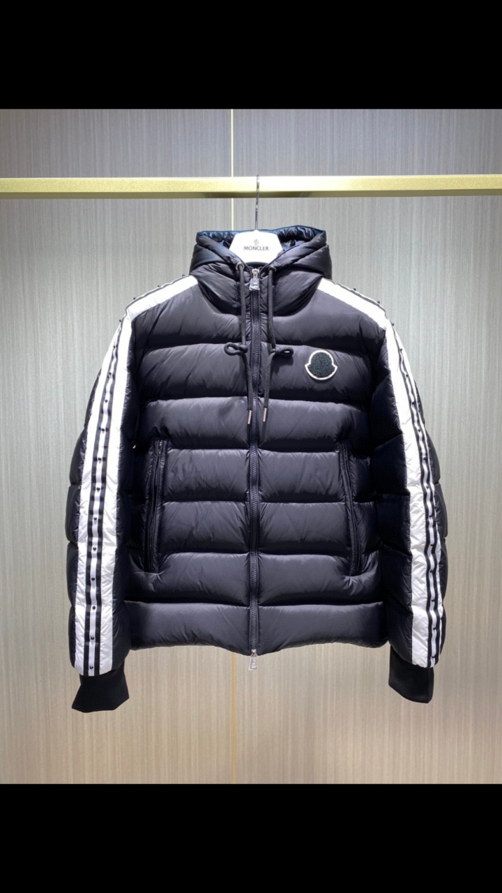 秋冬新款连帽羽绒服拼色面包服短款,男女同款,