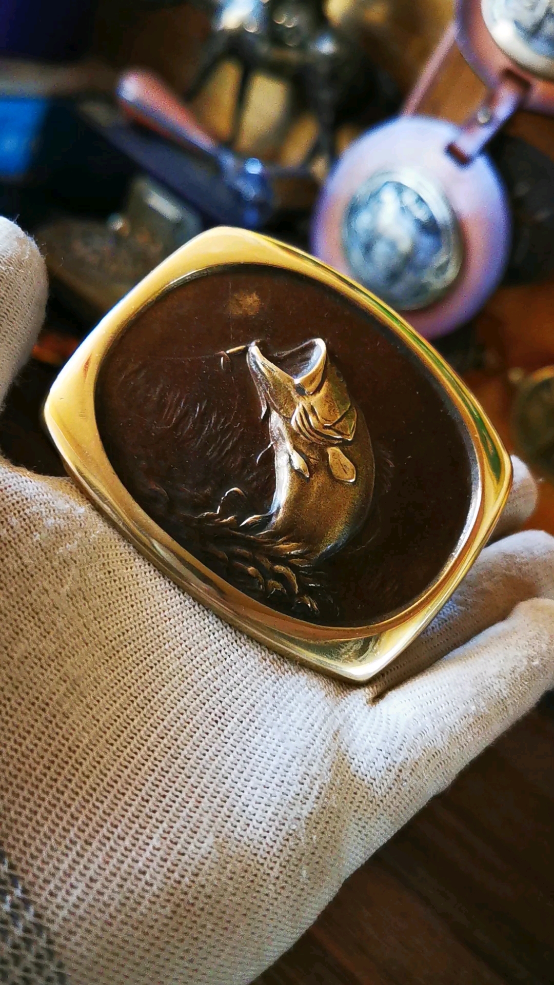 1978年世界名厂SLK雕塑联盟出的连年有余大鱼上钩收获丰收