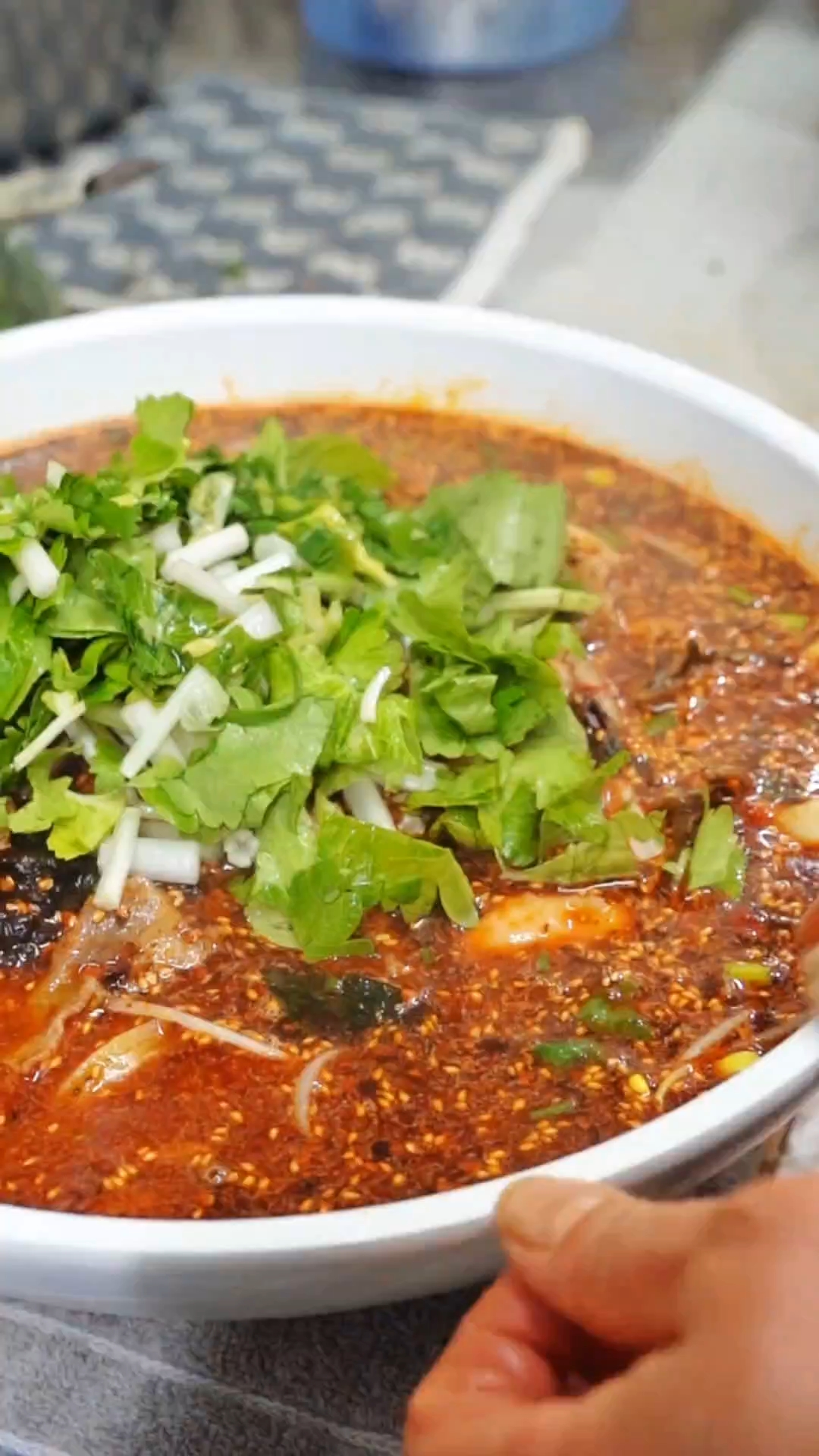 四川最爱吃的冒菜就是这样做的。 #冒菜操作流程  #成都冒菜