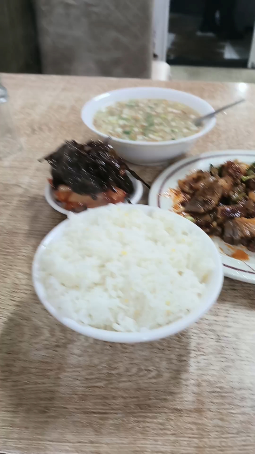 狗肉汤饭嘎嘎香不错