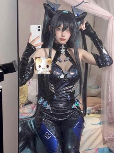 cos nikke nikke胜利女神 小美人鱼 赛莲