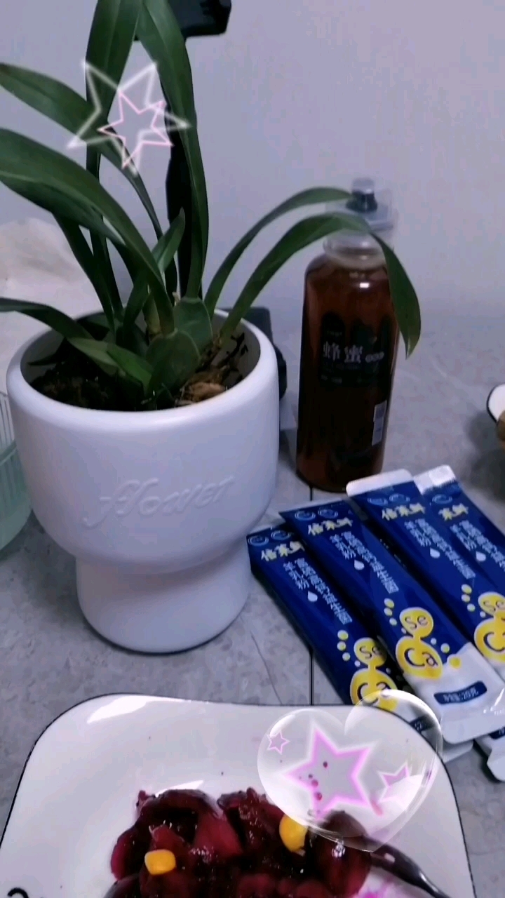 朋友们早上好呀!记得吃早餐哦!
