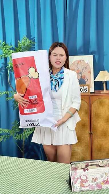 这款去皮鸡腿超好吃,肉质紧实配料表干净,四种口味可选 去皮鸡腿 超好吃 开袋即食 划算