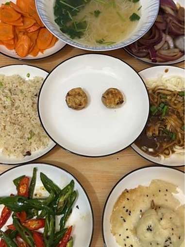 用一个牛丸做了八个菜,一不小心做多了招待客人太奢侈了 我的厨房日记 家常菜 牛丸 抖音美食