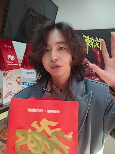 绝味五折来了!30代60 60代120!抓紧抢 绝味鸭脖 周年店庆 5折吃绝味鸭脖 鸭货卤