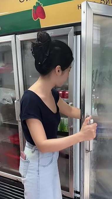 别以为你是一颗好白菜,我迟早拱了你 搞笑视频 看一遍笑一遍
