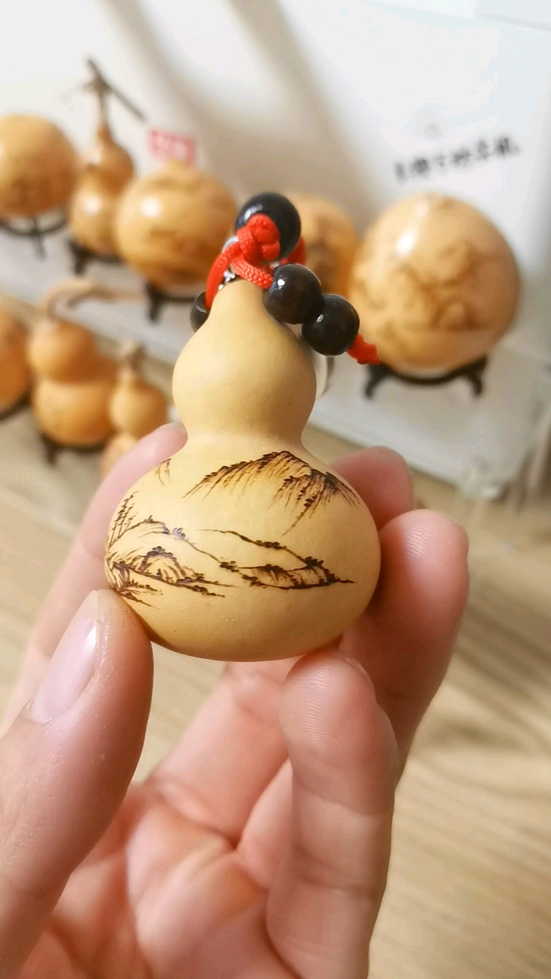 葫芦山水烙画