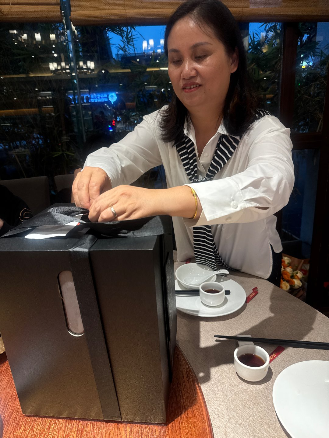 如何为生日蛋糕视频添加动感音乐