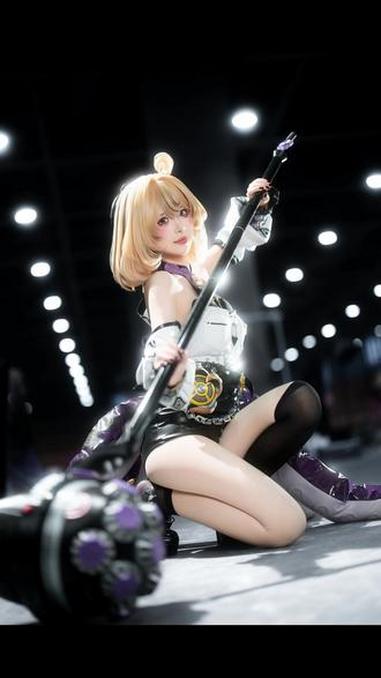 有多少人喜欢这只章鱼娘～出镜：@-ooooi- #绝区零 #绝区零伊德海莉 #cos #漫