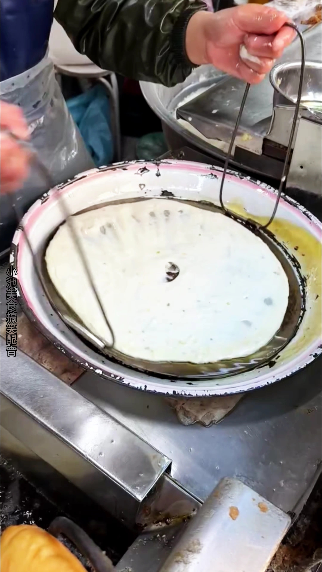 软中带脆的铁板葱油饼